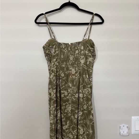 Petal & Pup Ashton Midi Dress Small - Picture 4 of 8